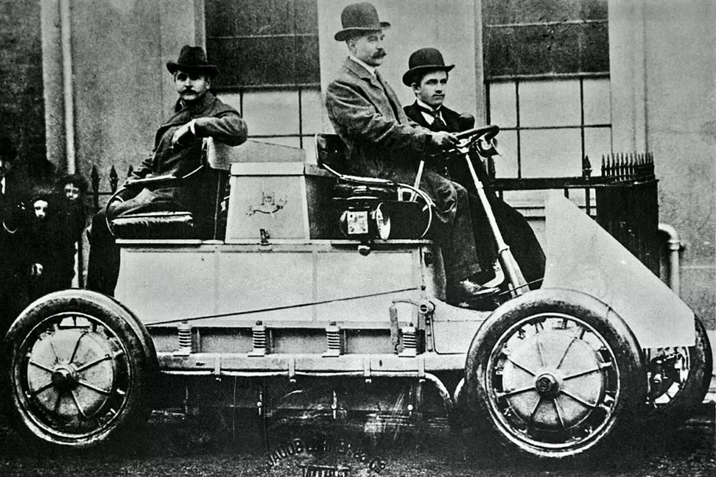 The Lohner–Porsche Mixte Hybrid was the first gasoline-electric plug-in hybrid automobile.