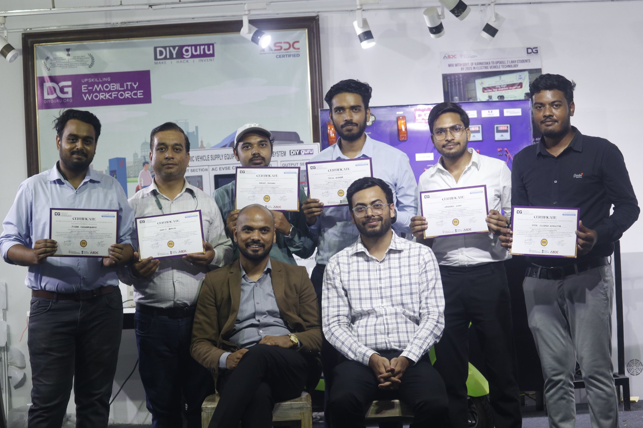 DIYguru EV training batch with certificates