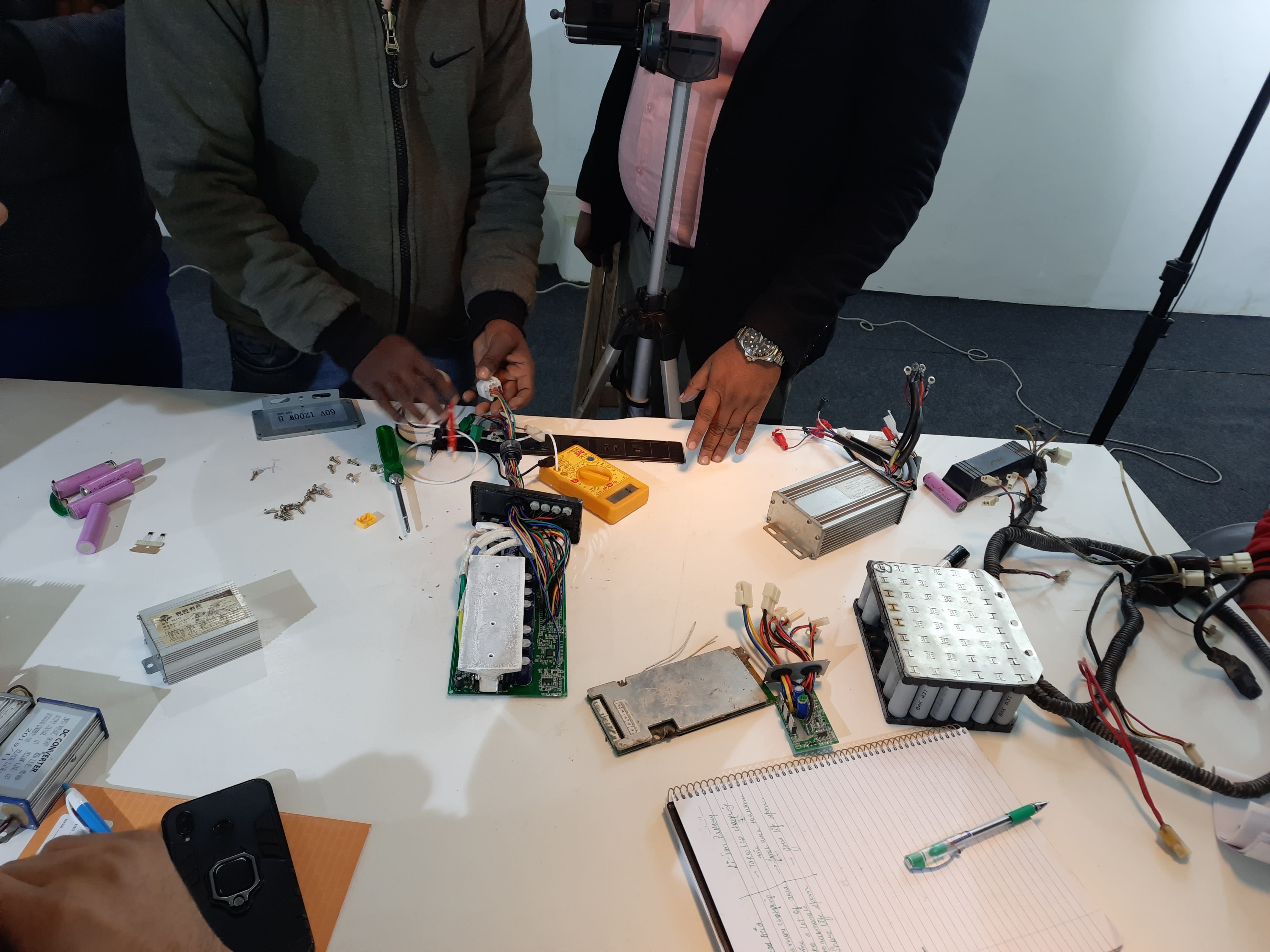 EV charging components hands-on training at DIYguru Delhi lab